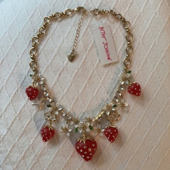 Betsy Johnson strawberry and flower statement necklace new!!! - Picture 3 of 7